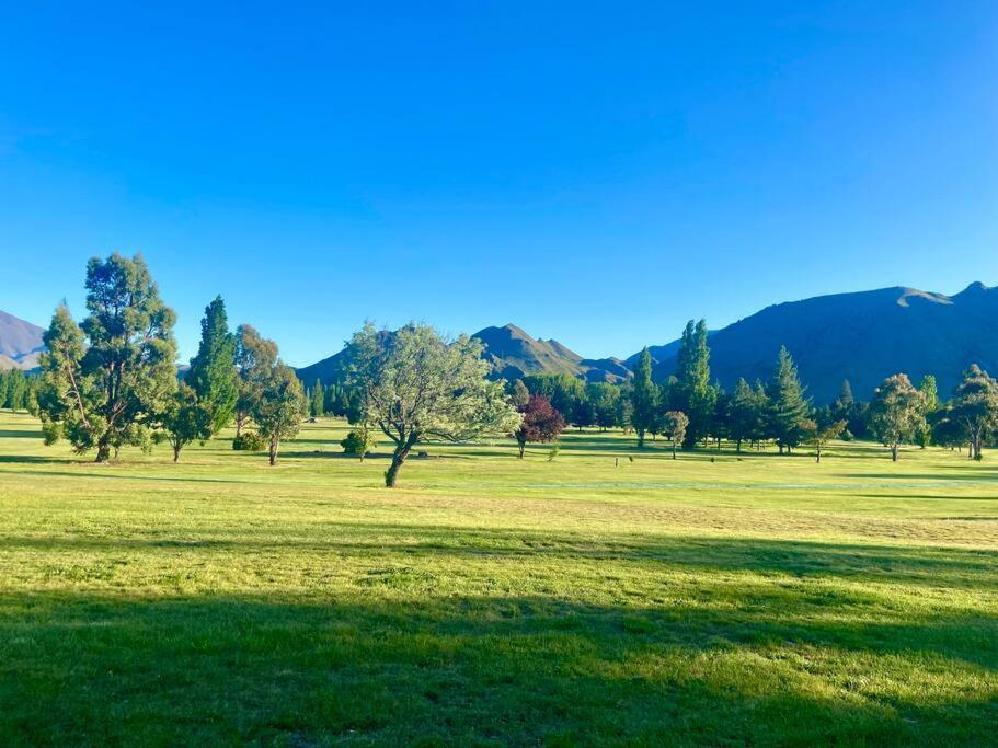 Unit A9, Adorable Holiday Unit With Stunning Views Otematata Exteriör bild